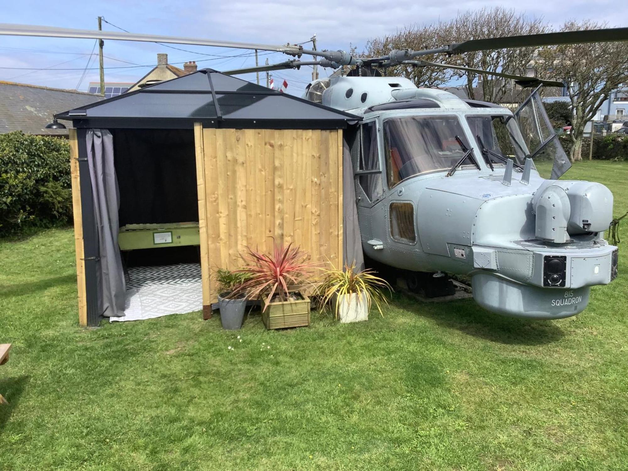 Haelarcher Helicopter Glamping Helston Eksteriør billede